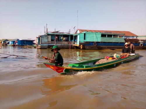 Krakor floating village