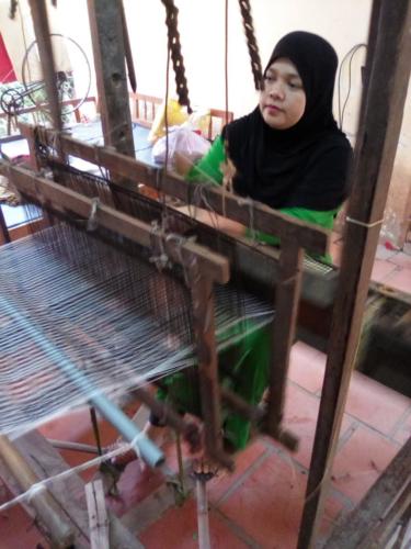Weaver Chau Doc